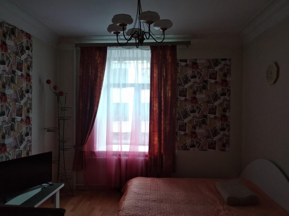1654 Двухкомнатная Центр Kharkov Ngoại thất bức ảnh